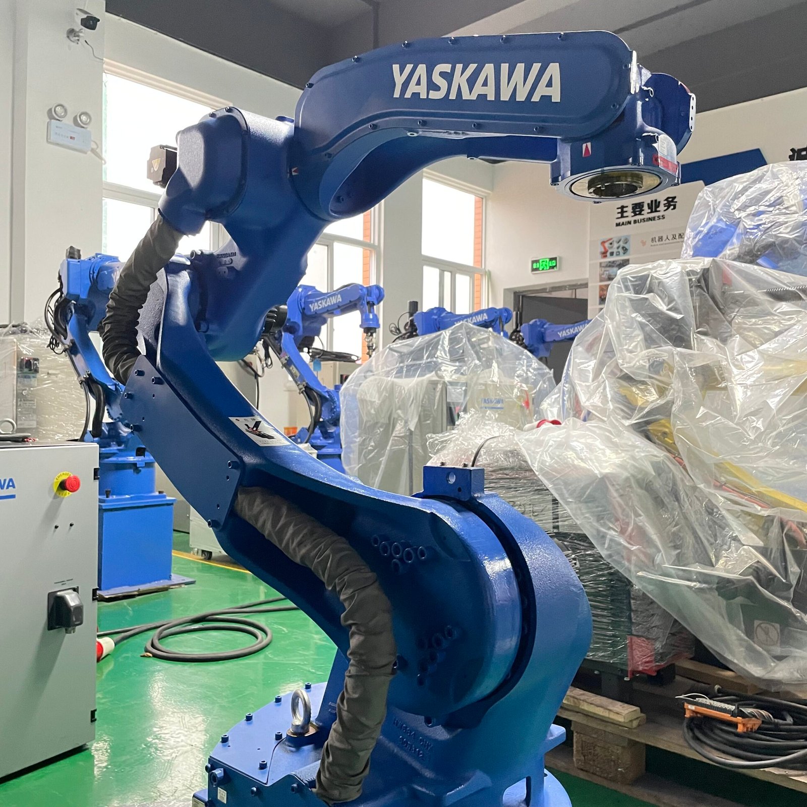 Used Yaskawa Motoman MH24 Industrial Robot Arm (24kg Payload, 1730mm Reach) with DX200 Controller - Image 3