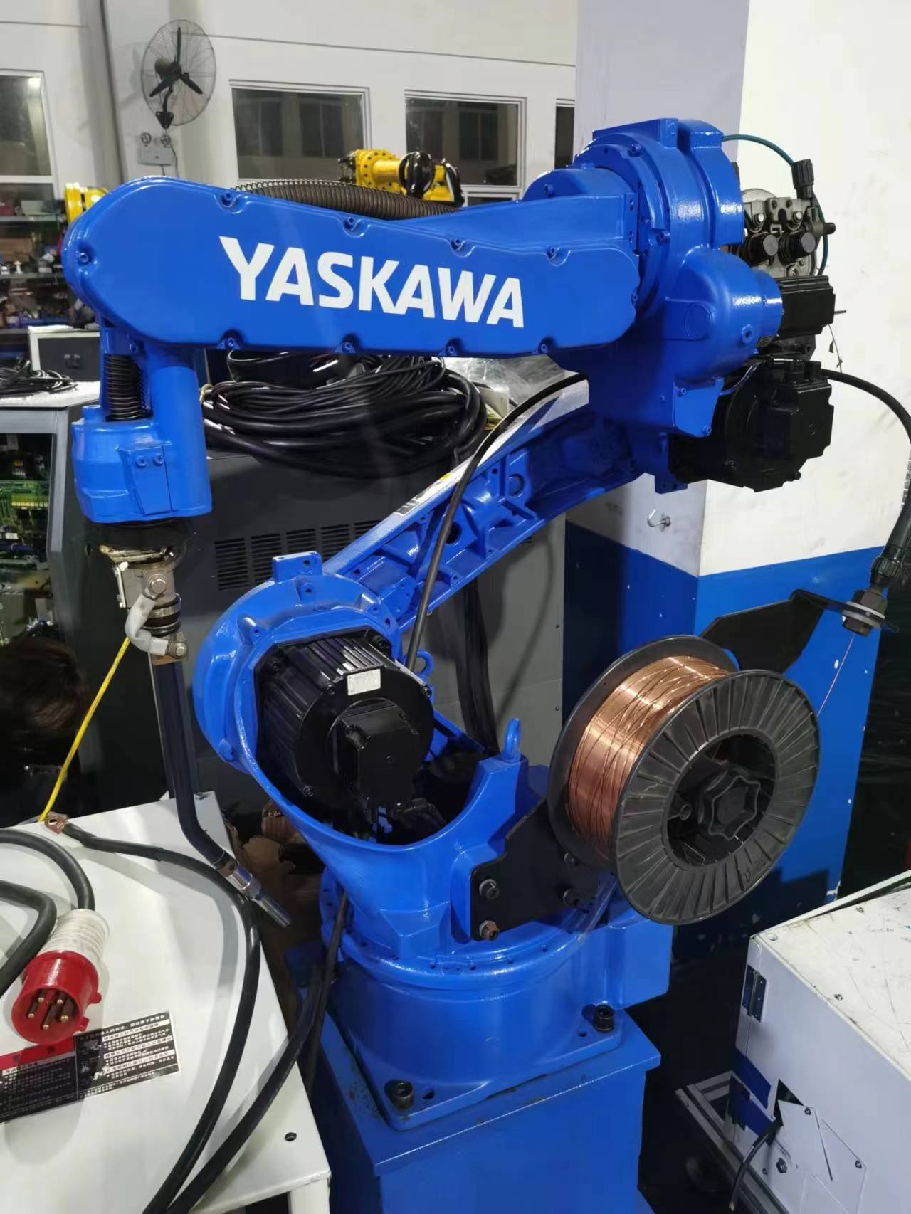 Used Yaskawa Motoman MA1400 Arc Welding Robot (3kg Payload, 1400mm Reach) with DX100 Controller